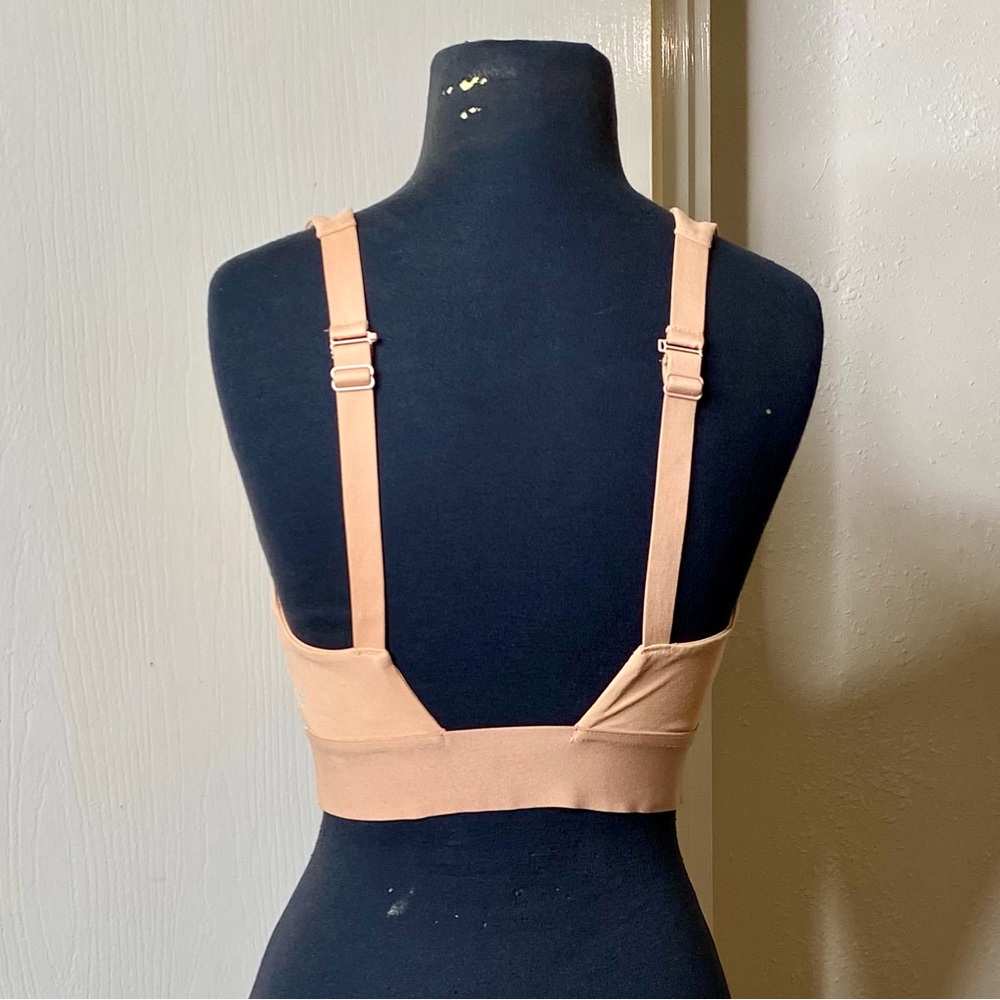 Fabletics All Day Every Day Bra - image 3